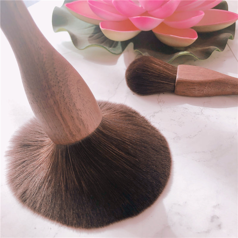 Forest Shine - Opulent Walnut Wood Makeup Brush Collection